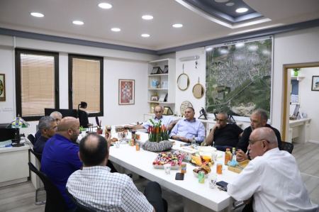  اجتماع طارئ لرؤساء السلطات المحلية بوادي عارة بخصوص اوامر الهدم